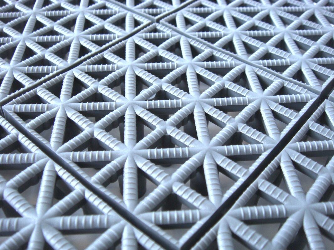 NECKI-FLEX – Der vielseitige Kunststoffboden für innen und aussen